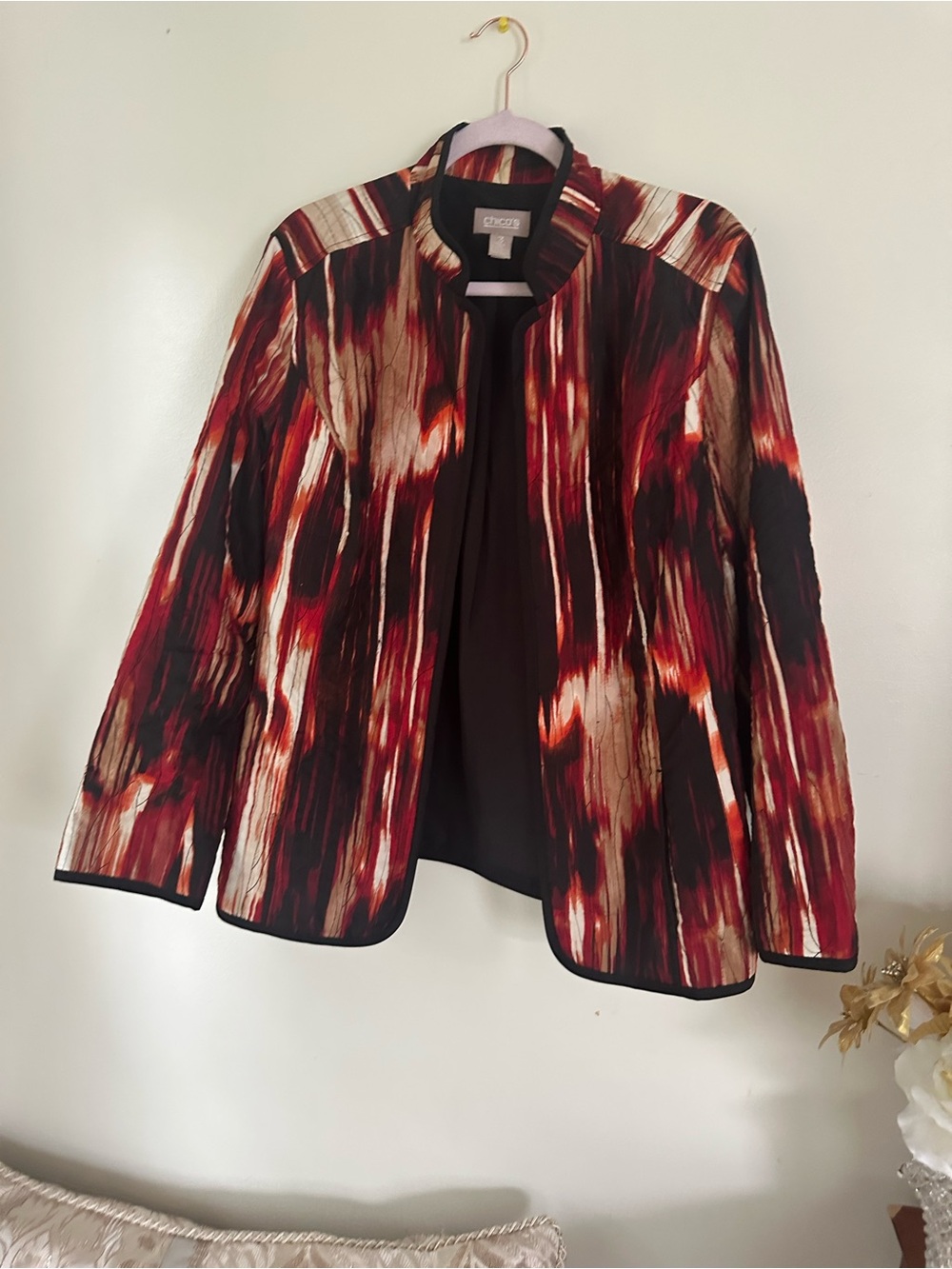 Chico's Size 3 Quilted Lightweight Jacket Abstract Ikat Rust Burgundy
